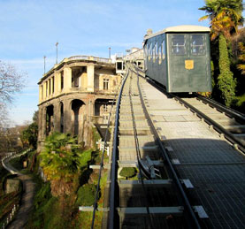 PAU (64) - Funiculaire de la Gare